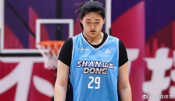 新疆女篮大胜山东淘汰争冠热门 张子宇仅获4分钟